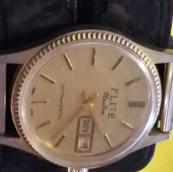 Rare Vintage Elite Electra Anti Magnetic Mens Watch - Picture 3 of 5
